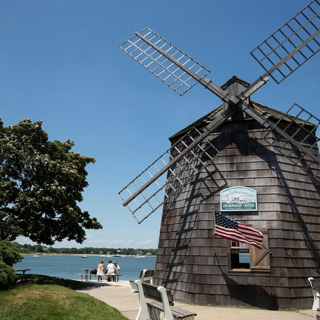 The Hamptons, Sag Harbor & Outlet Shopping from New York City - Photo 1 of 6